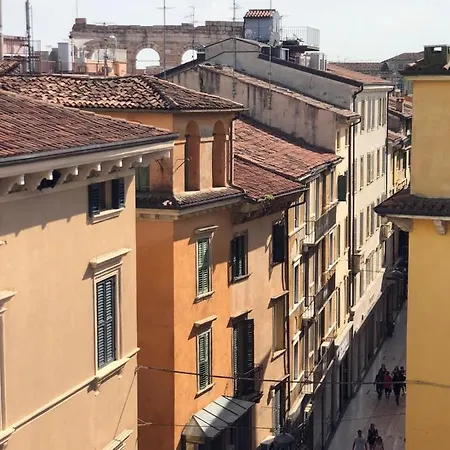 Nocleg ze śniadaniem Mazzini - City Center Luxury Werona